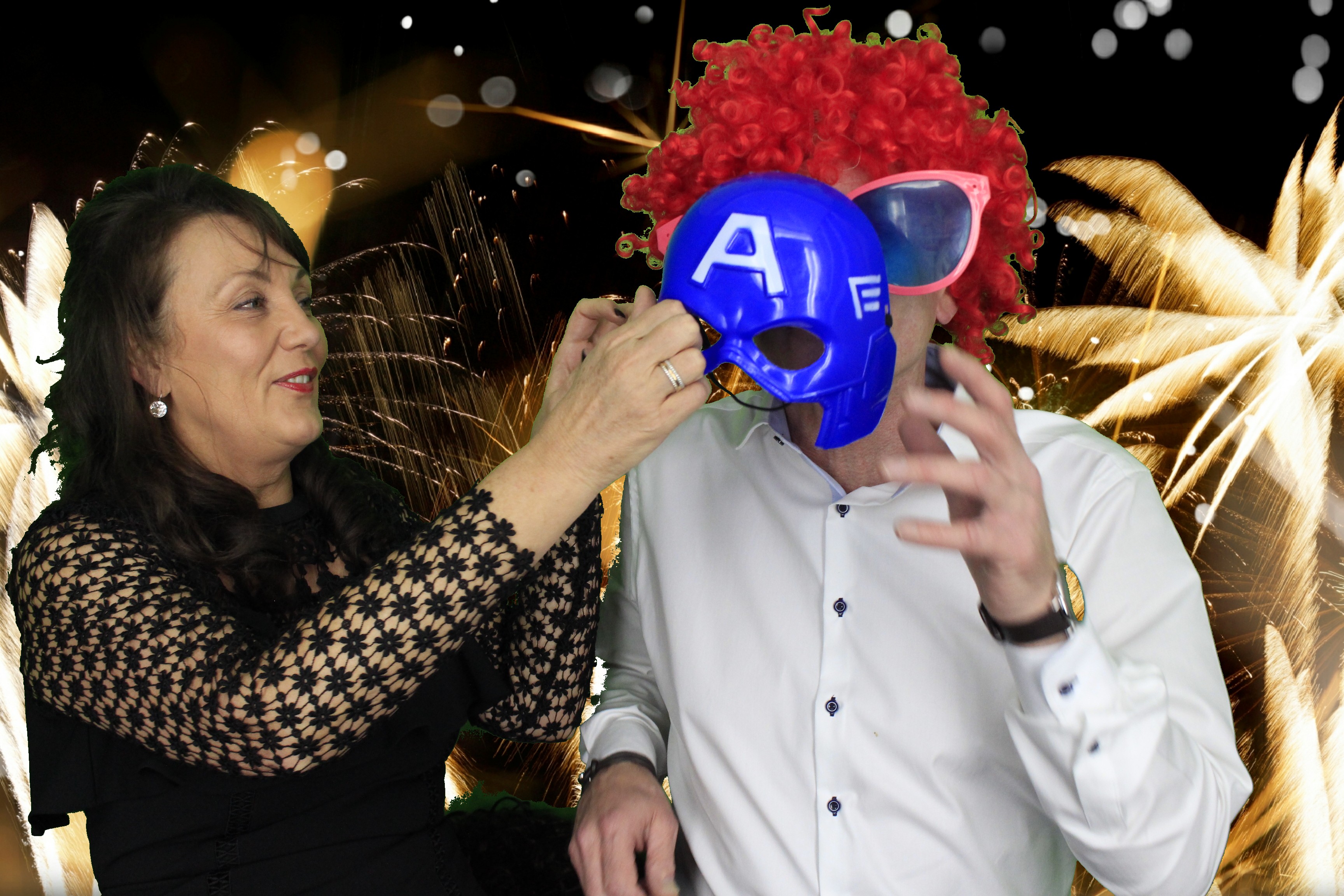 New Years Eve Party Silvermere | View more photos from the event at gallery.myphotoboothexperience.co.uk/u/MyPhotoBoothExperienceLtd/New-Years-Eve-Party-Silvermere